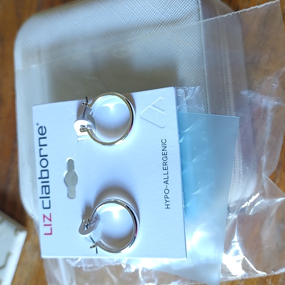 Liz Claiborne Jewelry - Liz Claiborne earrings
